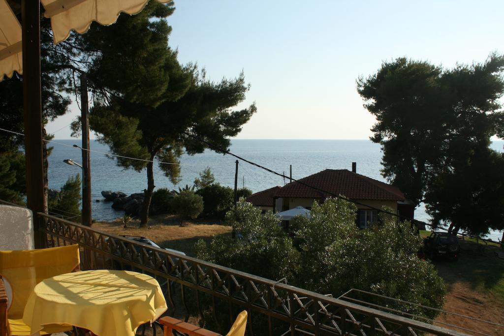 Xenios Loutra Village Karnagio Habitación foto
